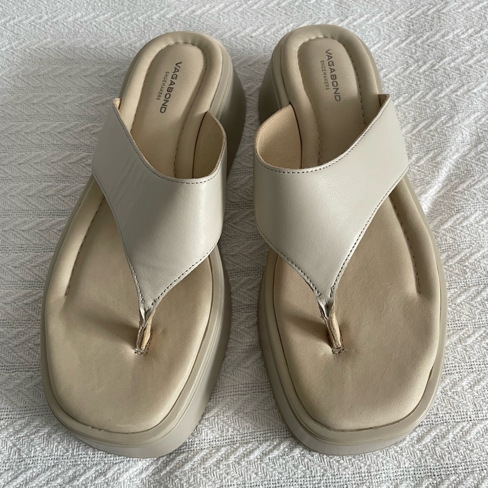 Platform leather sandals